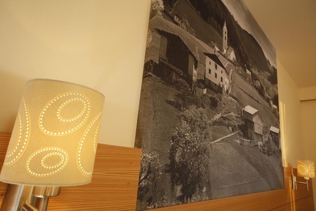 Hotel Oberwirt Weisses Kreuz Collepietra  Esterno foto