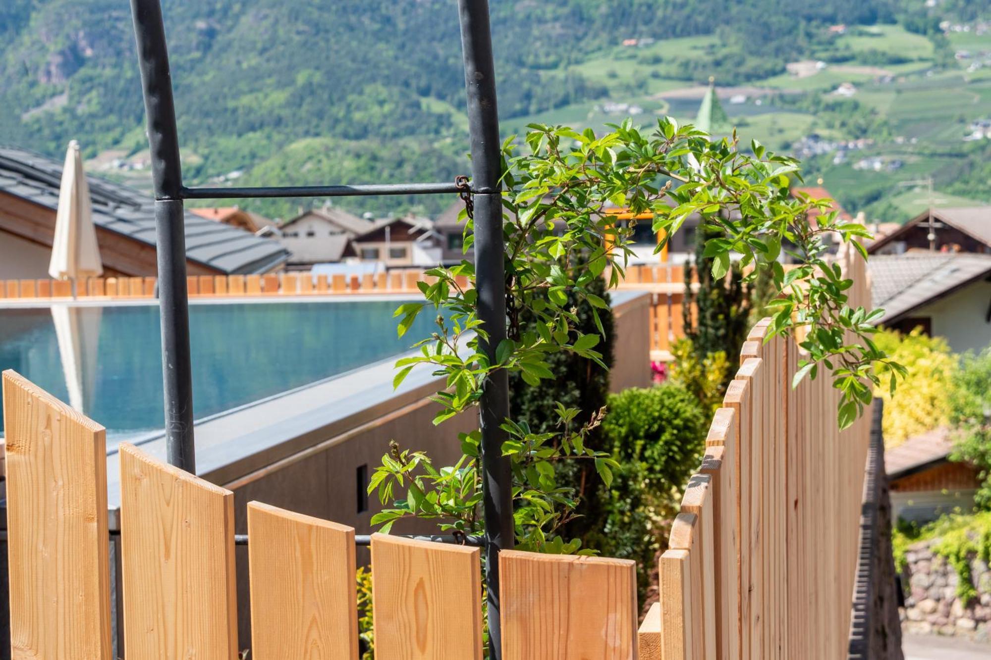 Hotel Oberwirt Weisses Kreuz Collepietra  Esterno foto
